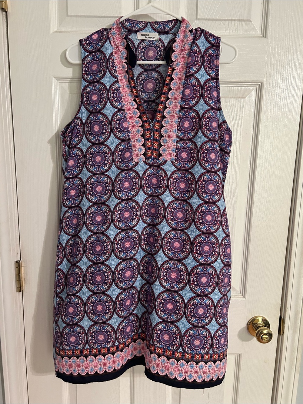 Sleeveless Printed Shift Dress in Purple and Blue